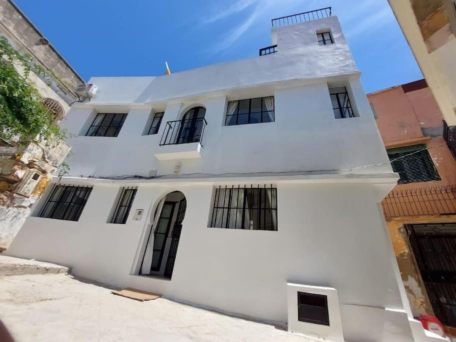 Dar Habibi F Saint Laurent Tangier Exterior photo