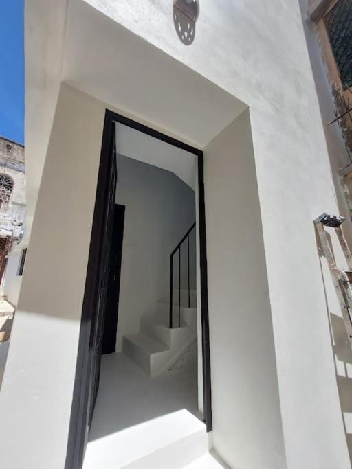 Dar Habibi F Saint Laurent Tangier Exterior photo